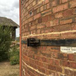 London Brick wall detail